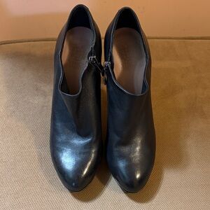 Vince Camuto Black Leather Ankle Booties